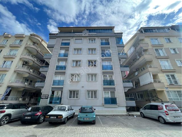 Didim Merkezde 3+1 Ayrı Mutfak Asansörlü Teraslı Dubleks