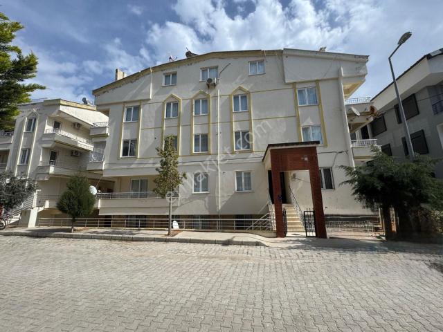 Didimde Altınkum Plajına Yürüme Mesafesindedir 4+1 Ayrı Mutfaklı Teraslı Kat Dubleximiz Satılıktır