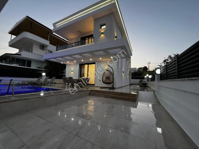 Didim'de Denize Yakın Tam Müstakil Sıfır Eşyalı Satılık Ultra Lüks Villa
