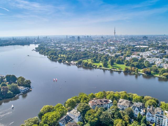 Die Alster vor der Tür