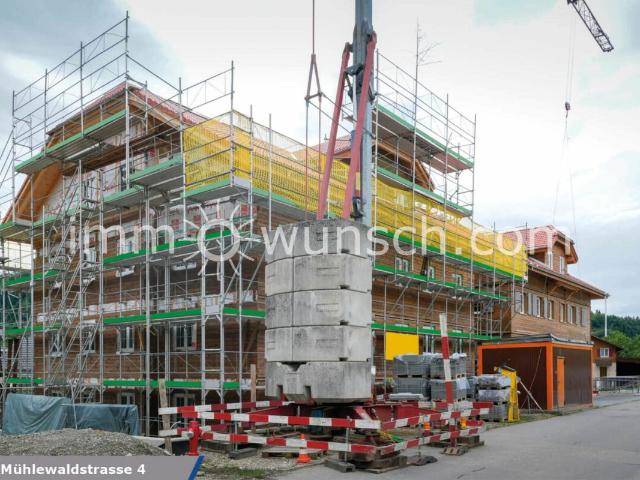 Die Gelegenheit: zu verkaufen in der Überbauung «Lindenpark», charmante 4½ Zi. Dach Maisonette Eigentumswohnungen