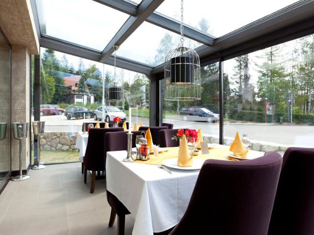 Die Küste: Luxuriöses Fisch /Meeresfrüchte Restaurant