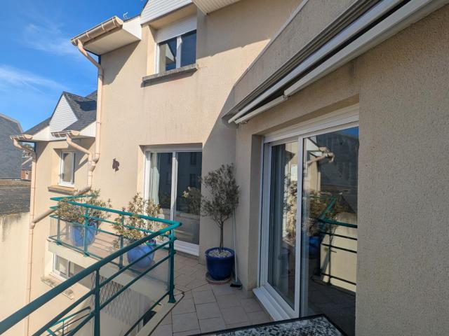 DIEPPE CENTRE VILLE APPARTEMENT DE STANDING EN DUPLEX 120 m2 TERRASSE PLEIN SU