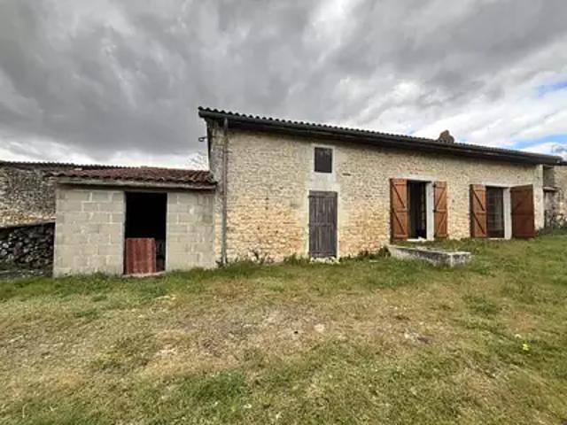 Dignac 16410 Achat / Vente maison 3 pièces t3 parking