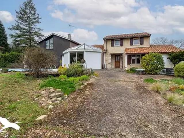 Dignac 16410 Achat / Vente maison 6 pièces t6 parking