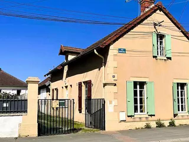 Digoin 71160 Achat / Vente maison 10 pièces t10