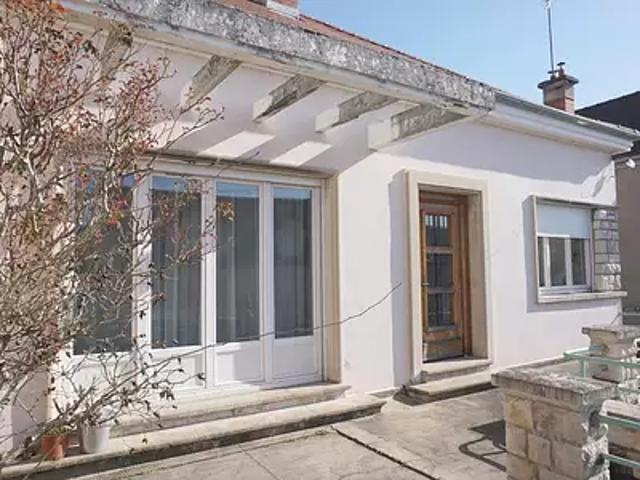Digoin 71160 Achat / Vente maison 8 pièces t8