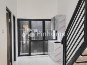 Dijual Rumah Rungkut 500 Jt An Dekat Upn di Gunung Anyar Rungkut Rp 10 Juta/m² | Pinhome
