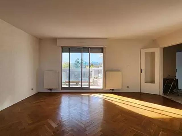 Dijon 21000 Achat / Vente appartement 5 pièces t5 piscine cave
