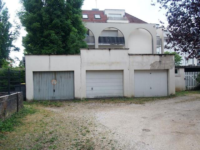 Dijon Vente Parking / Garage 21