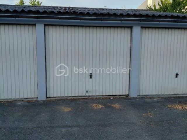 Longvic Vente Parking / Garage 21