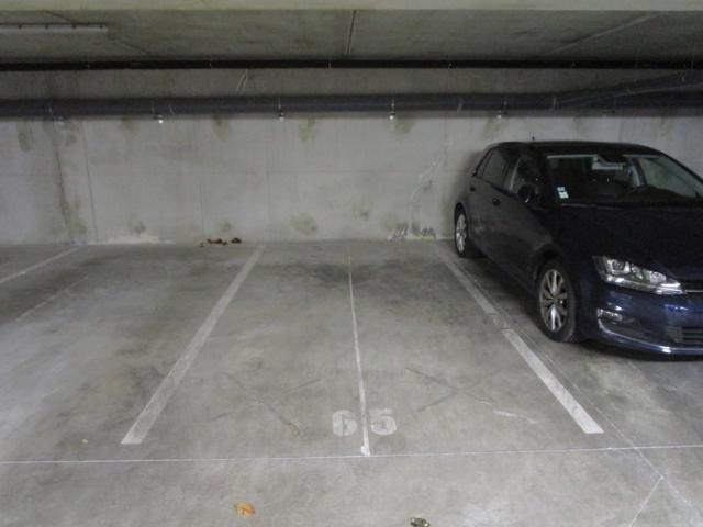 Dijon Vente Parking / Garage 21