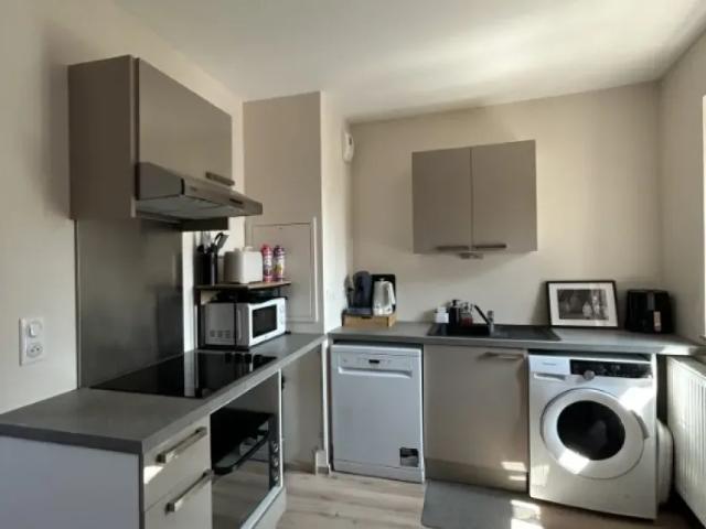 Dijon Appartement 1 pièce 37.77 m²
