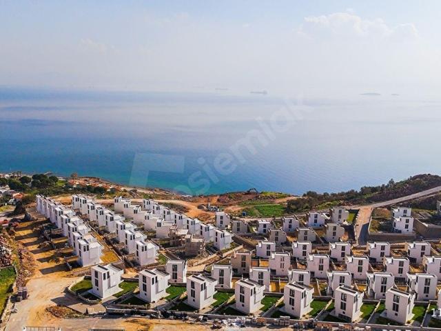 Dikili Çandarlı Roge Marine'de Deniz Manzaralı Müstakil Villa