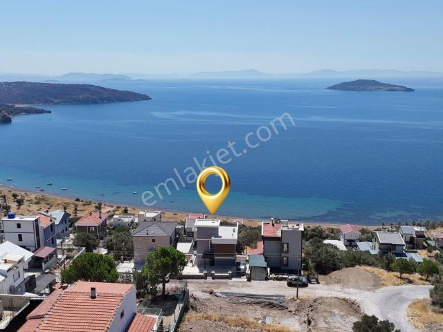 Dikili Çandarlı Satılık 4+1 Tripleks Villa