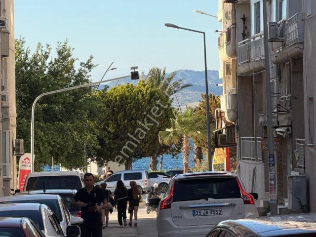 Dikili Ümmetoğlu'ndan Denize 2'dakika 100 M2 3+1 Daire