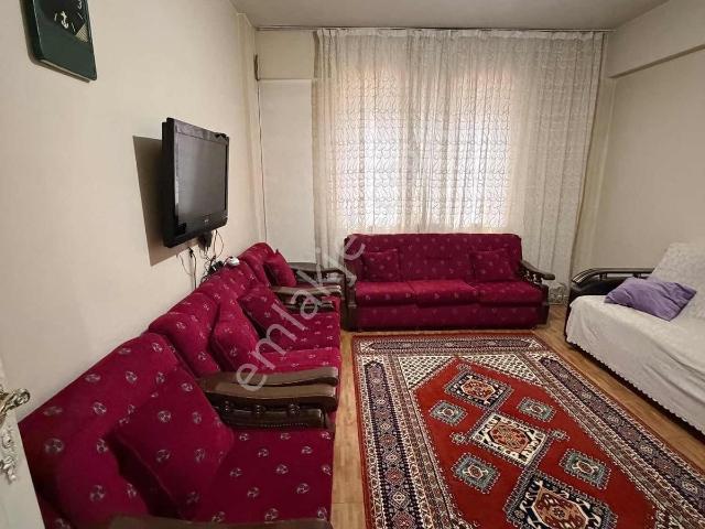 Dikkaldırımda Eşyalı 1+1 Kiralık Daire