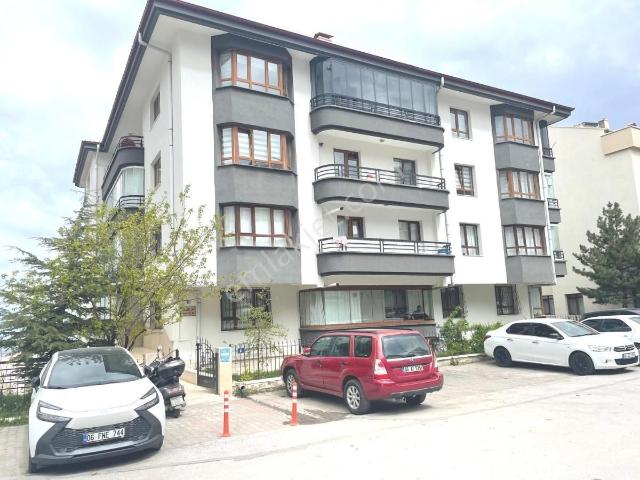 Dikmen Keklikpınarı Full Manzaralı 3+1 Asansör Açık Otopark