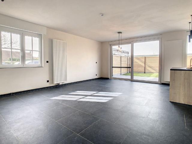 Diksmuidestraat 12 / a 001, 8840 Staden