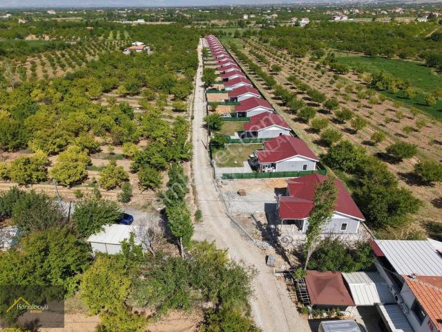 Dilek'te Sivas Yoluna Yakın 400 Metrekare Üzerine Kurulu 2+1 Ev