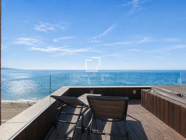 Dils Lucas Fox presenta este excepcional y amplio ático dúpl. 140m² Málaga