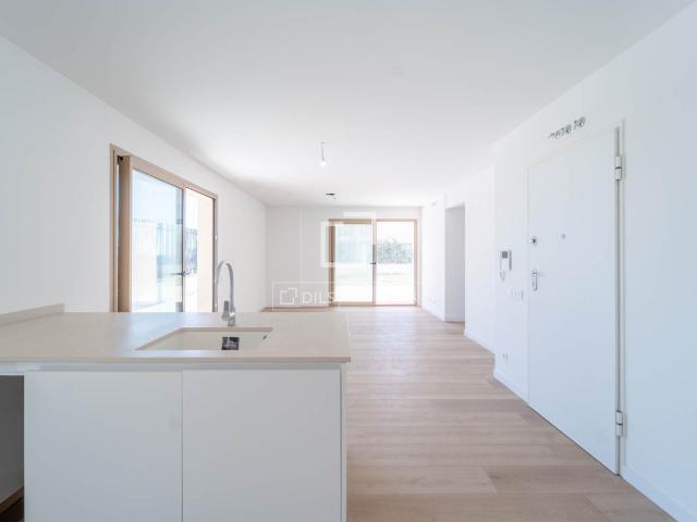 Dils Lucas Fox presenta este exclusivo piso de tres dormitor. 100m² El Puig