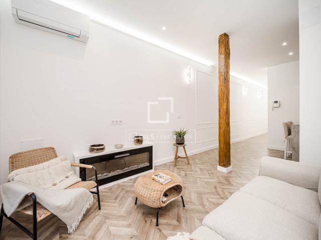 Dils Lucas Fox presenta este exclusivo piso reformado en ven. 82m² Madrid