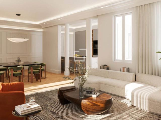 Dils Lucas presenta este exclusivo ático en venta en Almagro. 353m² Madrid