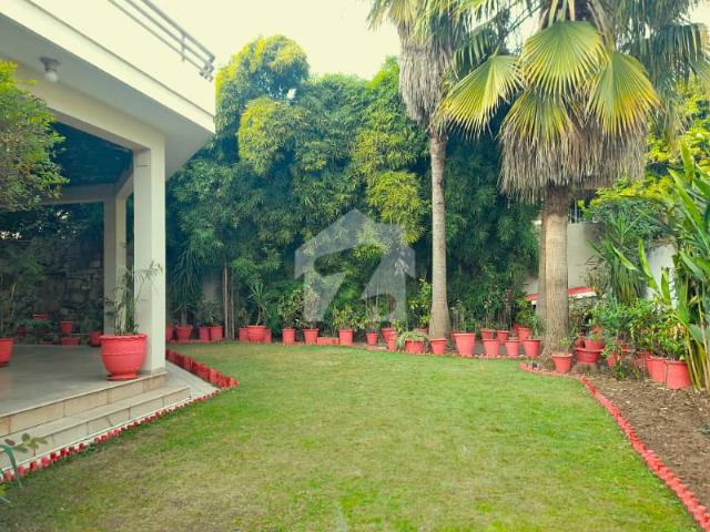 Diplomatic Standard Residence 5 Bedroom For Rent In F 6/3 Islamabad