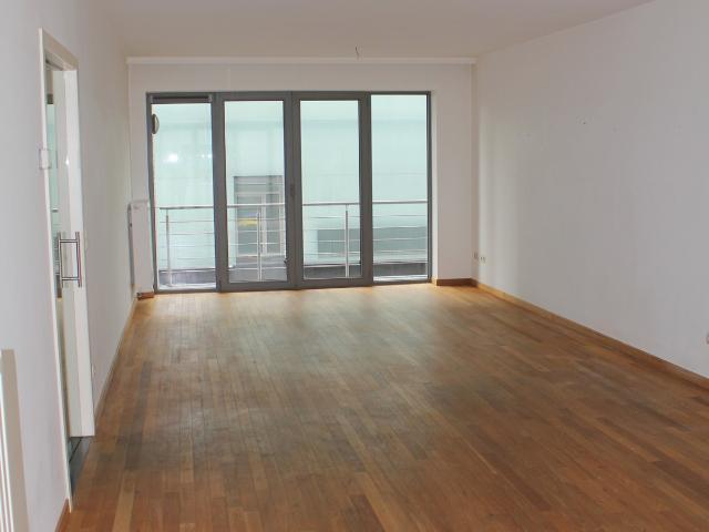 Direct contact with the owner: 2 bedroom apartment with a terrace