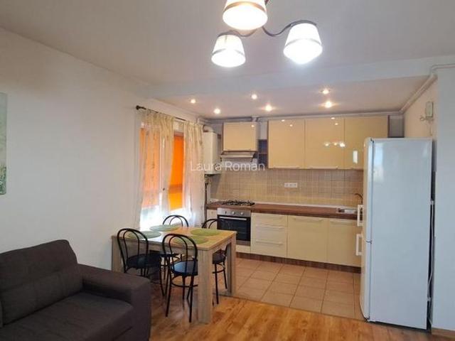 Direct de la proprietar, Apartament cu 2 camere, loc de parcare, Uranus Plaza