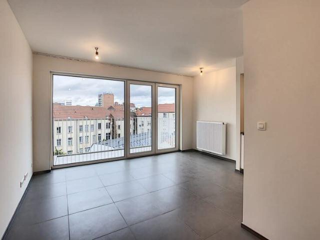 Direct from the Owner – Studio + Terrace