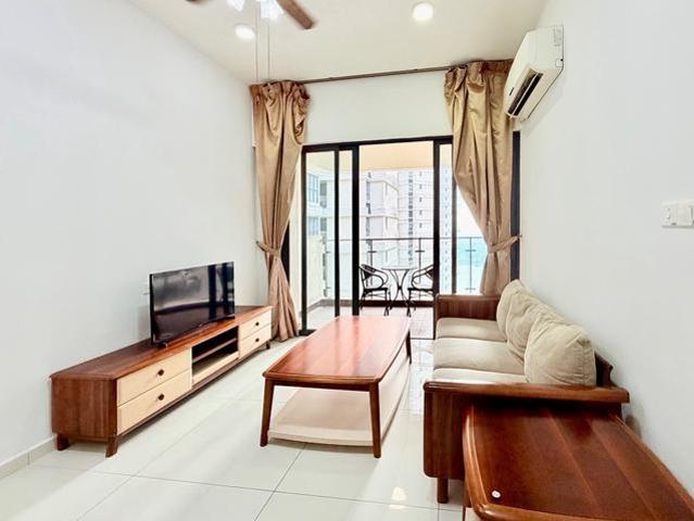 Direct owner Country garden 2 bed danga bay 3 bed rf bora low depo