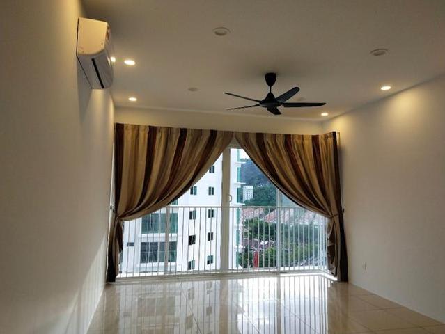 Direct Owner Clover condo balcony facing pool 3 car park sbs