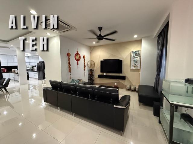 Direct SeaView 3 Storey House Taman Bayu Aman Renovated Furnish