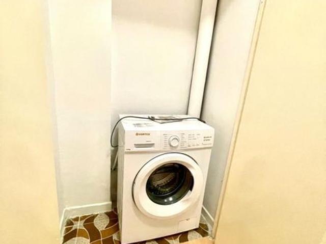 Direct Proprietar! Inchiriez apartament