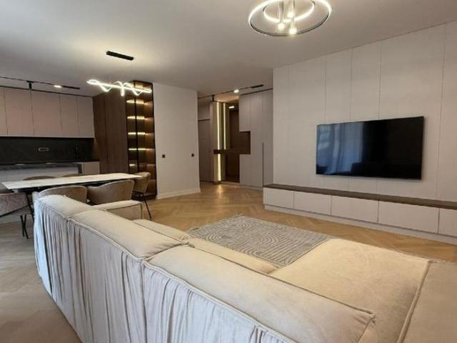 Direct proprietar Inchiriez apartament 4 camere ARQA Jolie Village