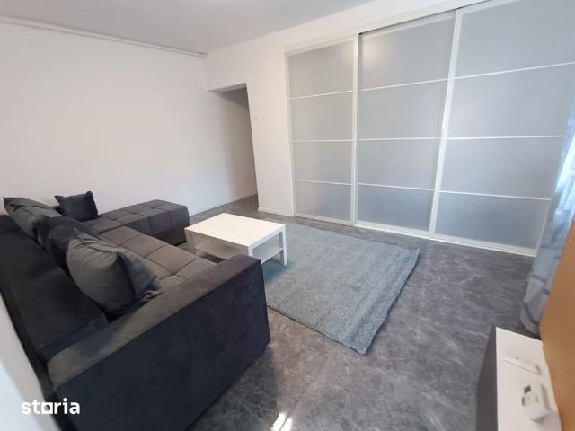 Direct Proprietar inchiriez studio de 45mp sector 3 + loc parcare
