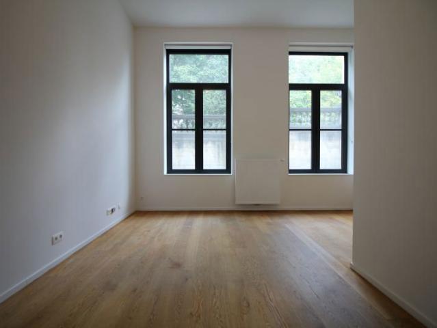 Directly with the owner studio