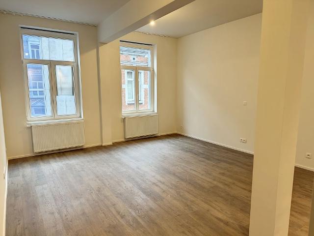 Directly with the owner studio for rent