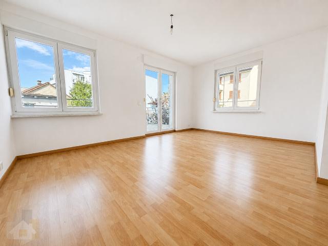 DIREKT AM SEE MIT 2 BALKONEN UND VIEL PLATZ