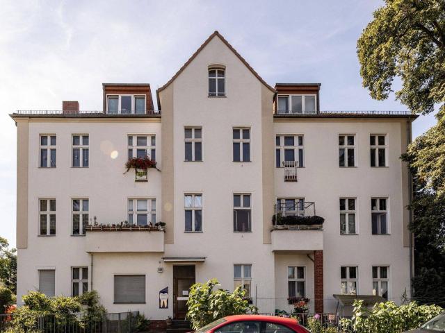 Direkt vom Eigentümer: Miethaus in zentraler Lage von Berlin Lichterfelde