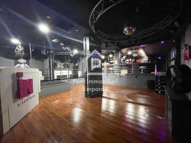 Discoteca en Los Arcos Empuriabrava