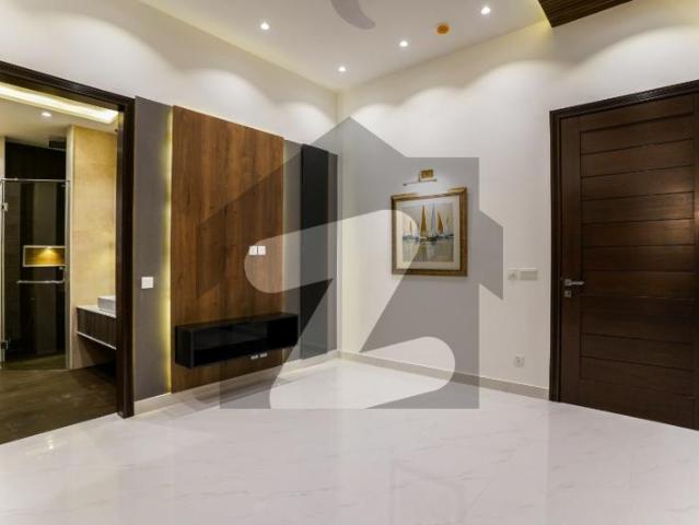 Discover This Beautiful 10 Marla House For Rent In DHA Phase 7 Close To Park & Market DHA Phase 7