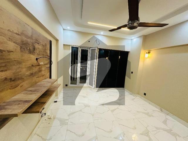 A Stunning Flat Is Up For Grabs In Shaheed Millat Road