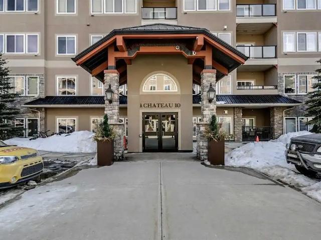 Discover Elevated Living: Stylish 2 Bed, 2 Bath Condo