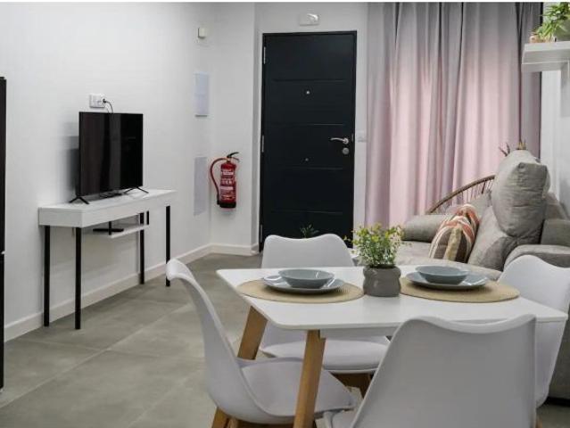 ? ¡DISEÑO, LUZ YCOMODIDAD EN EL ARCÁNGEL! Loft listo para entrar a vivir ?