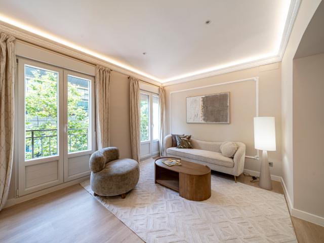 DISEÑO · LUZ · EXCLUSIVA VIVIENDA CON BALCONES Y MIRADOR EN GOYA
