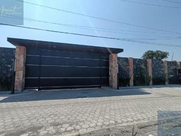 Diseño y Privacidad: Residencia con Doble Altura y Recámaras con Baño Propio | Ubicación Estratégica