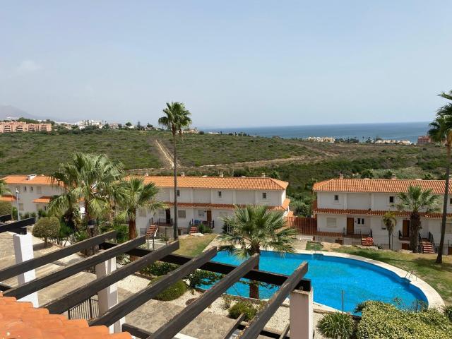 Disfruta de las vistas al mar